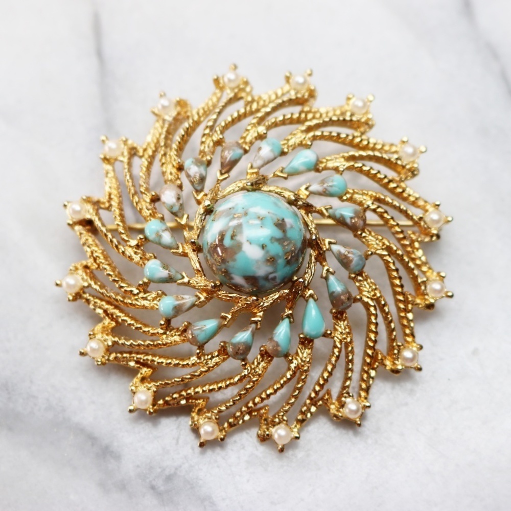 Vintage Azure Skies Larimar Sarah Coventry Brooch - Picture 14 of 16